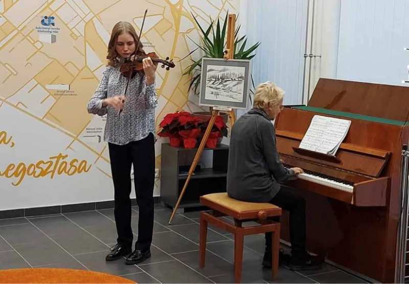 Téli táj advent idején - Az Örömfestők kiállítása