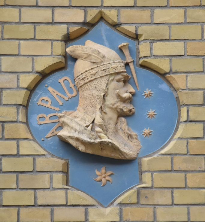 Konferencia Kecskemét szecessziós építészetéről és díszítményeiről