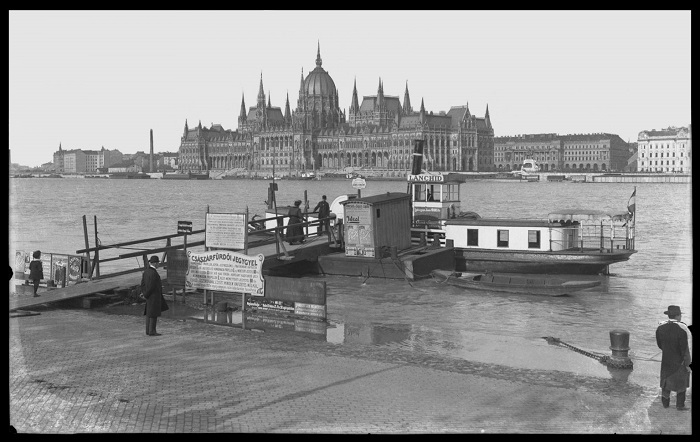 Budapest. Az első aranykor – Fotókiállítás április 7-ig