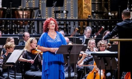 Híres operaáriák és operettek
