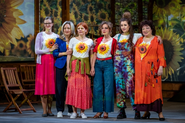 Naptárlányok a kecskeméti Kamaraszínházban