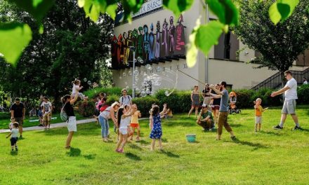 A Zsolnay Piknik, ahol fűbe heveredhet egész Pécs!