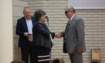 Eredményhirdetés a Fehér Bot napi ünnepségen