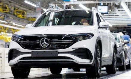 Elkészült a kétmilliomodik autó a kecskeméti Mercedes-Benz Gyárban