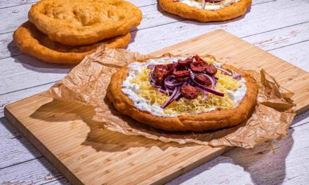 Lángosturizmus – hódít a külföldiek körében a hungarikum
