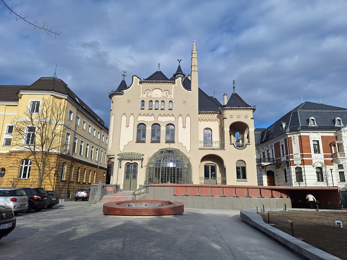 Angyal-díj, avagy gyarapszik a kantáros szárnyú angyalsereg 