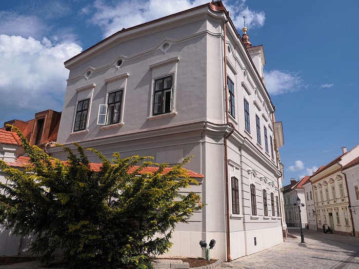 Vasalószoba a veszprémi Szent József Házban
