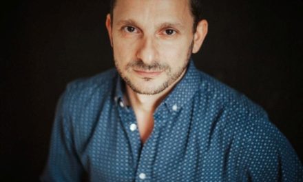 Aczél Gergő: Hátsó színpad – KÖNYVESPOLC