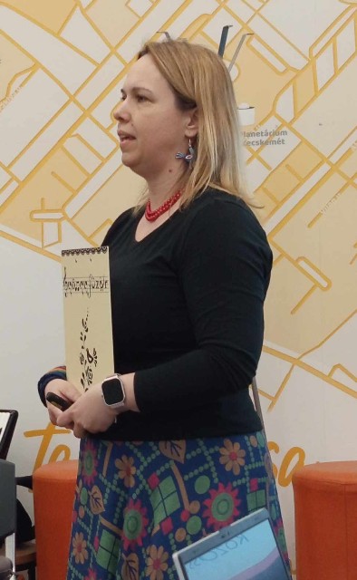 Hangját hallatja, hagyományokat csillogtat a Gyöngyfüzér Népdalkör