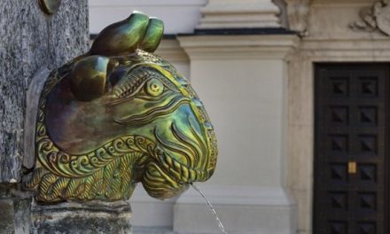 Zsolnay Vilmos születésnapján közös séta Pécsett