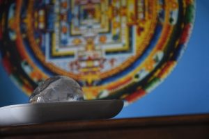 “Meditatív hangfürdő” Buda zajos vigalmi negyedében?!&nbsp;
