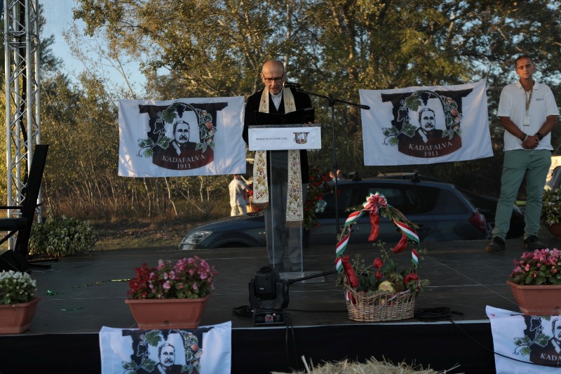 Alföld, Kecskemét; szüret, szőlő és bor néhány idei irodalmi évforduló tükrében