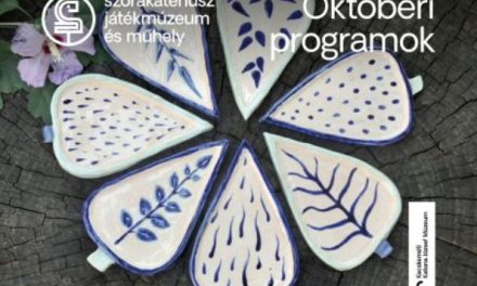Október a Szórakaténuszban