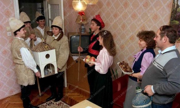 A betlehemezés múltja és jelene