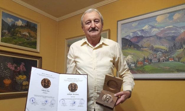 Többgenerációs művész a kárpátaljai festészet élvonalában: Villásek Tibor kapta idén a Révész Imre-díjat