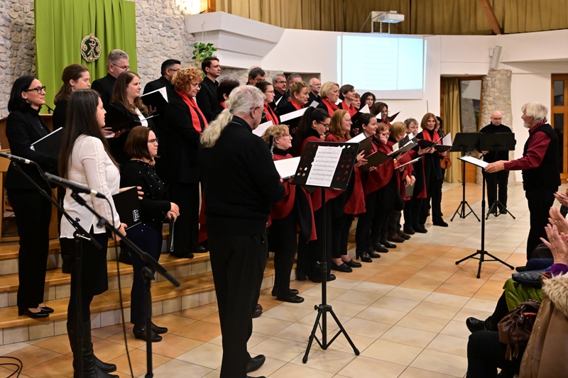 Te Deum az életért, Dóbiás család a zenéért