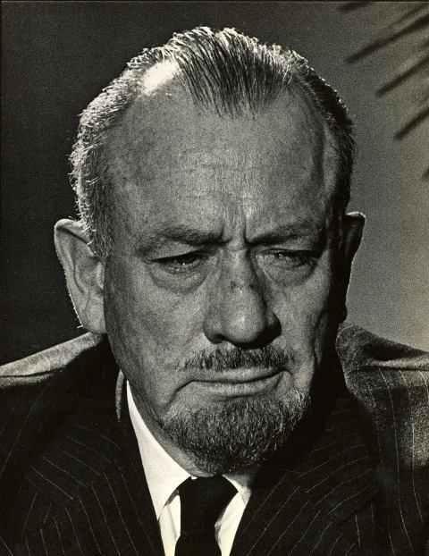 Steinbeck: Édentől keletre - Könyvespolc
