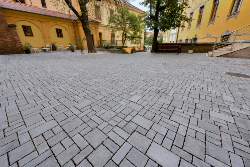 Térkőválasztás tudatosan – útmutató a tartós és esztétikus burkolathoz