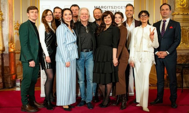 Az Anna Karenina a Margitszigeti Színházban