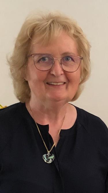 „A szépet nem lehet feledni”- vallja Ambrus Judith költő, író