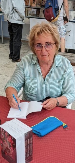 „A szépet nem lehet feledni”- vallja Ambrus Judit költő, író